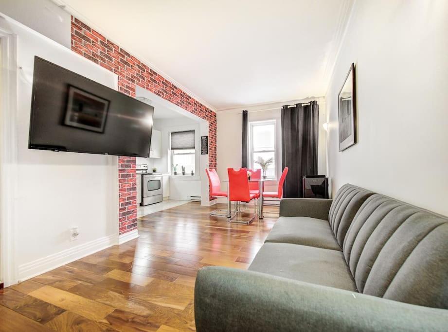 Apartamento Cozy & Stylish 2br-condo 2 Min From Bell Center D7