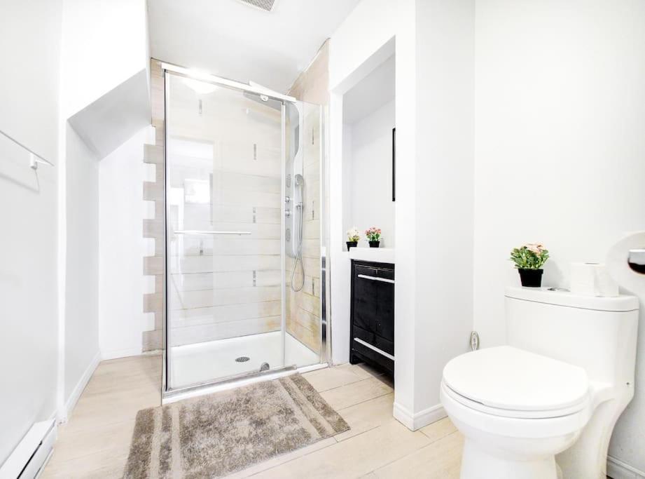 Cozy & Stylish 2br-condo 2 Min From Bell Center D7 Apartamento Montreal